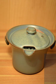 Набор посуды глина (чайник-гайвань и 3 чашки) №1