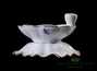 Набор посуды для чайной церемонии из 10 предметов # 23382, фарфор: шесть пиал по 65 мл, сито, гундаобэй 236 мл, чайник 150 мл, гайвань 125 мл.