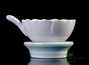 Набор посуды для чайной церемонии из 10 предметов # 23439, фарфор: гайвань 155 мл, гундаобэй 190 мл, сито, вазочка, 6 пиал по 55 мл.