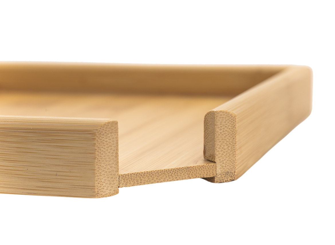 The tea tray for compressed tea crushing # 4, bamboo, 23*23 cm.