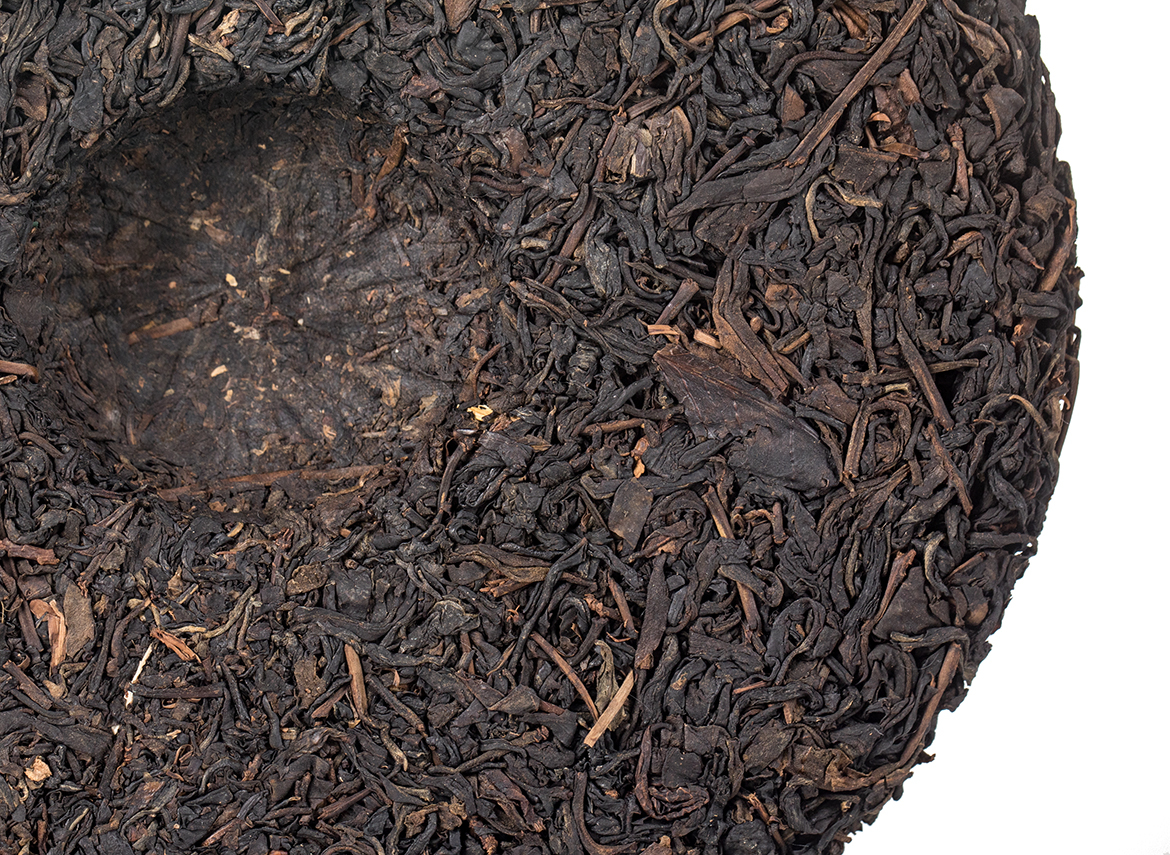 Иу Лао Шэн Ча (Moychay.ru, сырье 2012, пресс 2017), 357 гр.