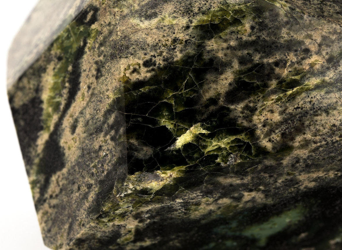 Подставка из камня для антуража  # 31661, Хантигирит