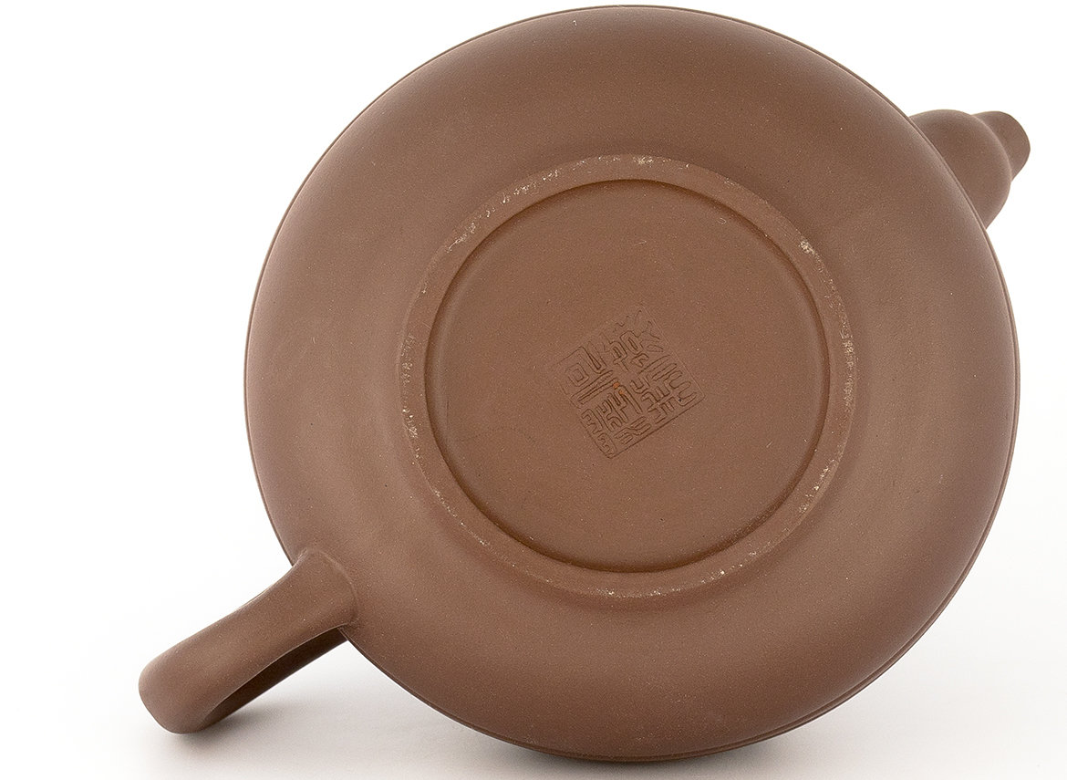 Teapot # 37410, yixing clay, 390 ml.
