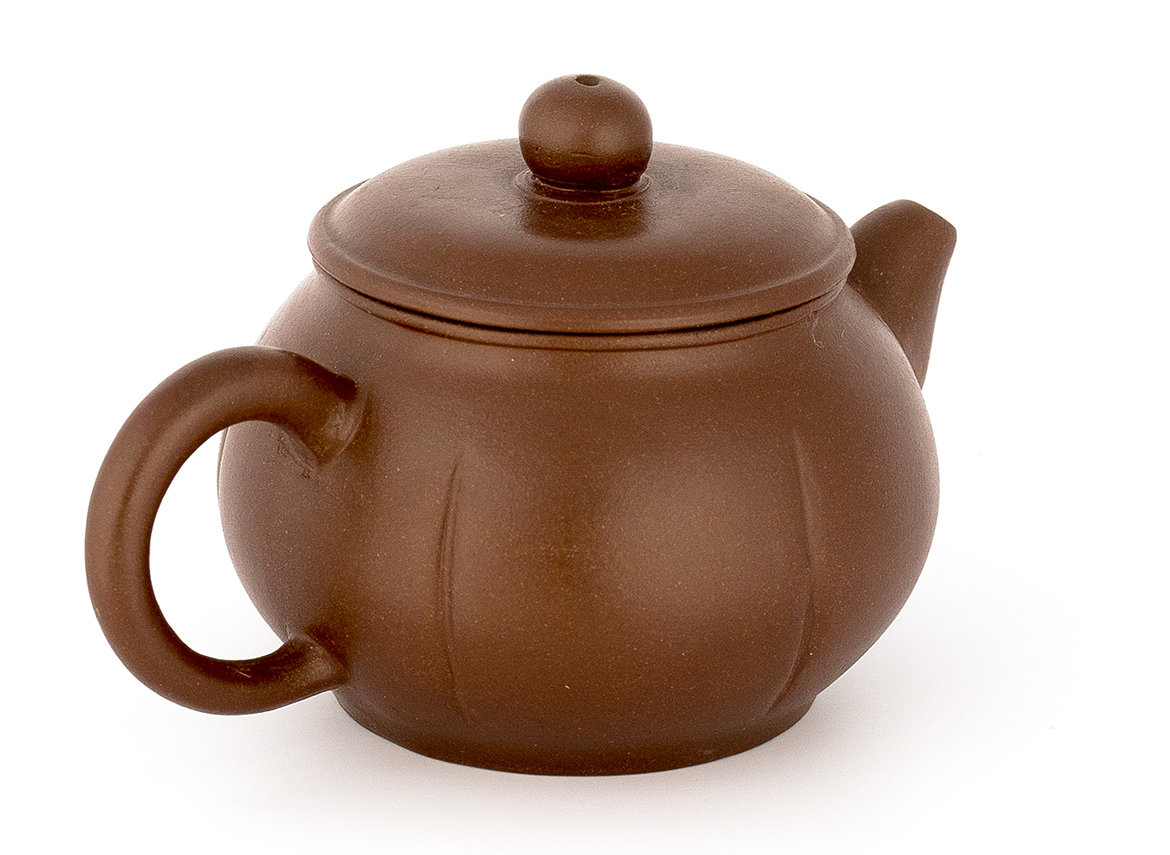 Teapot # 37417, yixing clay, 150 ml.