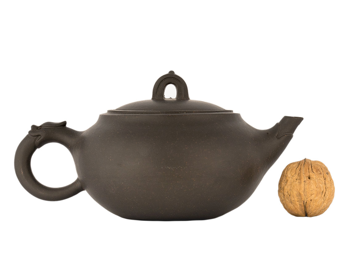 Teapot # 37425, yixing clay, 330 ml.
