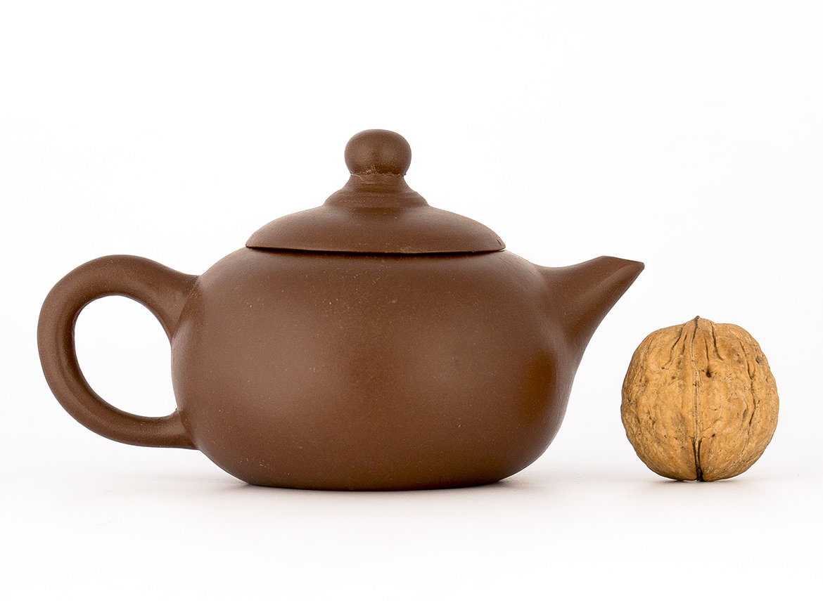 Teapot # 37428, yixing clay, 160 ml.