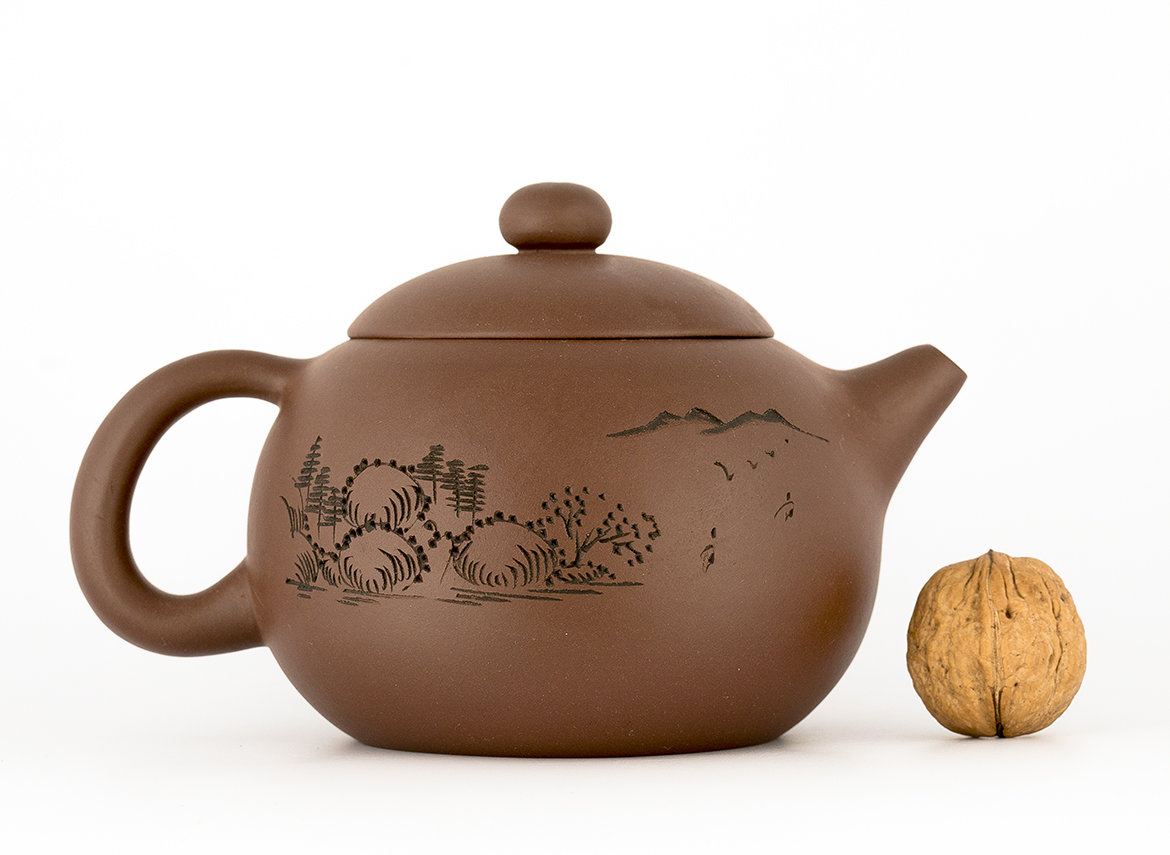 Teapot # 37947, yixing clay, 500 ml.