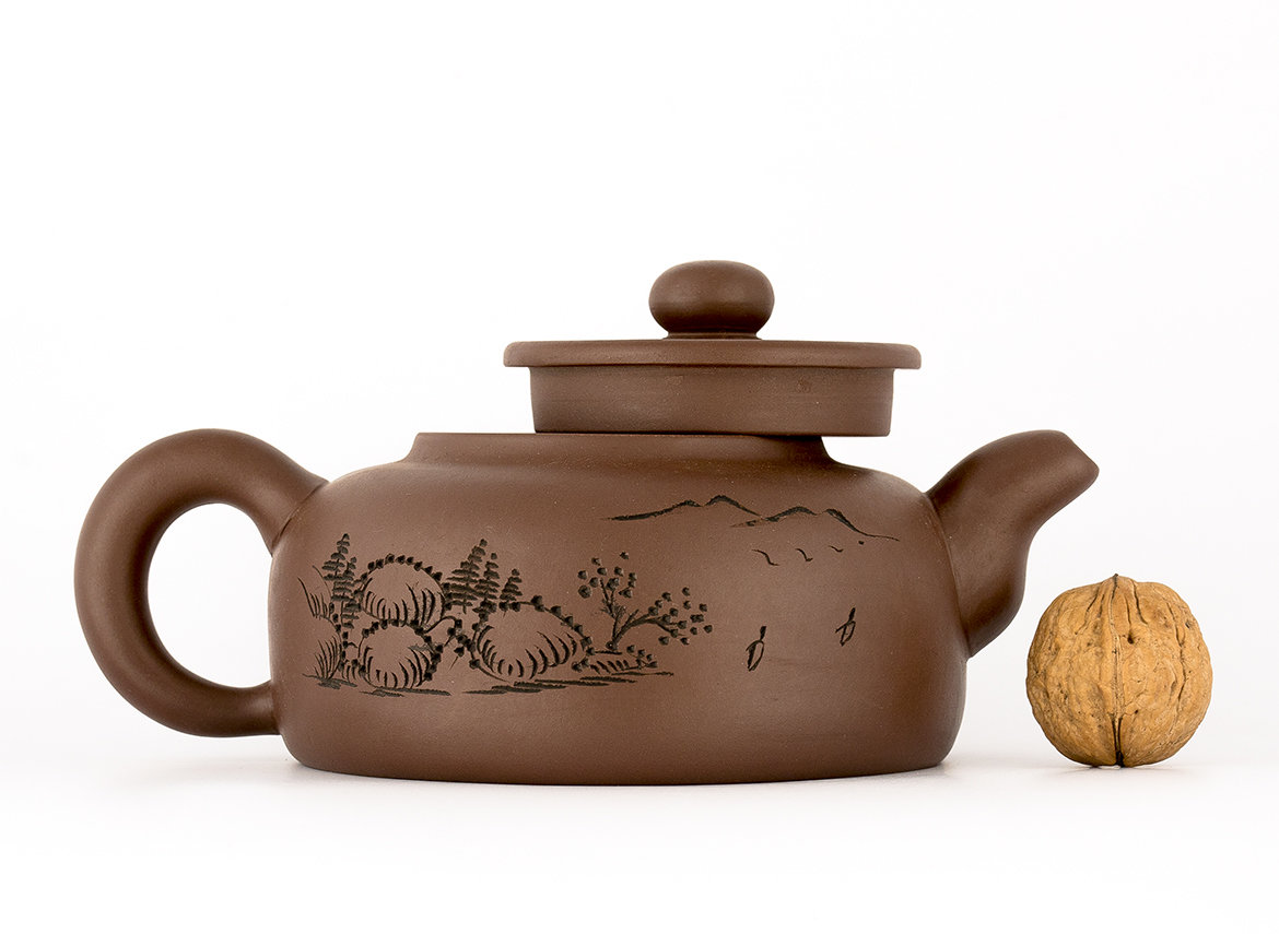 Teapot # 37950, yixing clay, 455 ml.