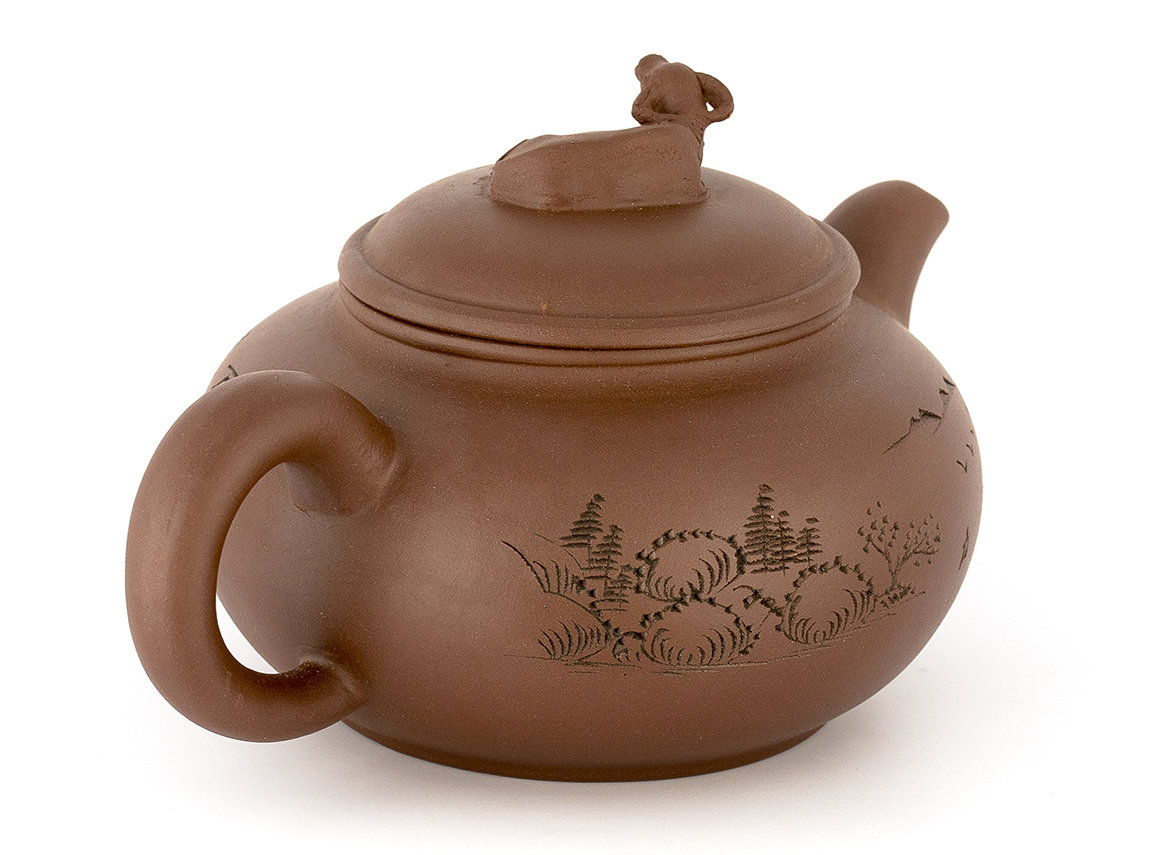 Teapot # 37953, yixing clay, 690 ml.