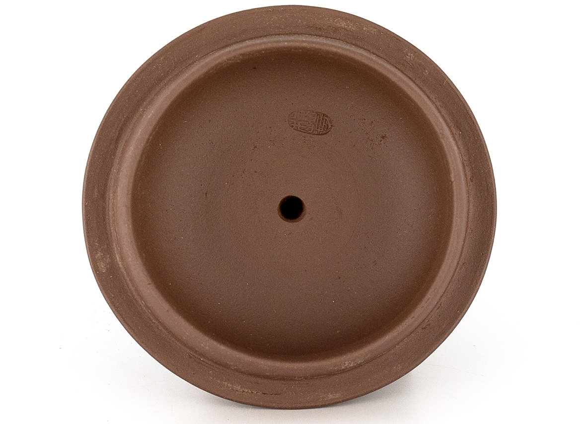 Teapot # 37953, yixing clay, 690 ml.