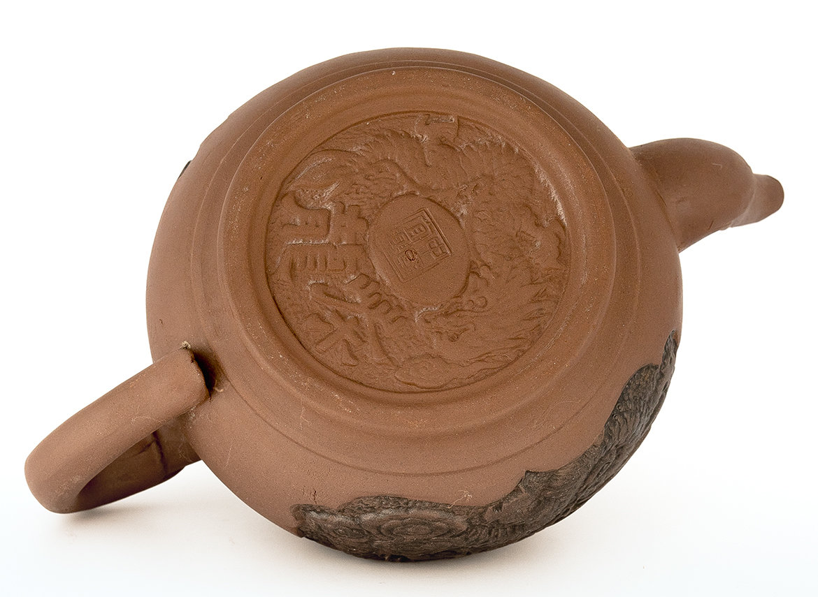 Teapot # 38062, yixing clay, 355 ml.