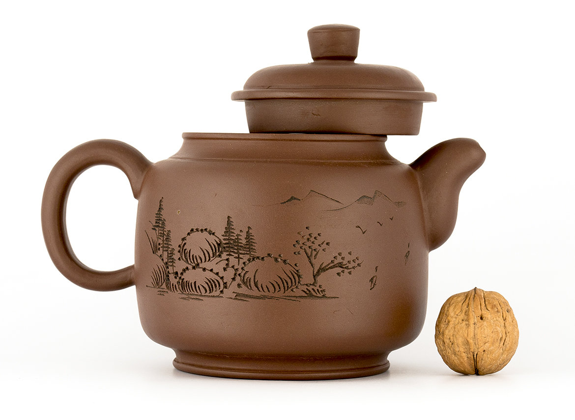 Teapot # 38064, yixing clay, 660 ml.