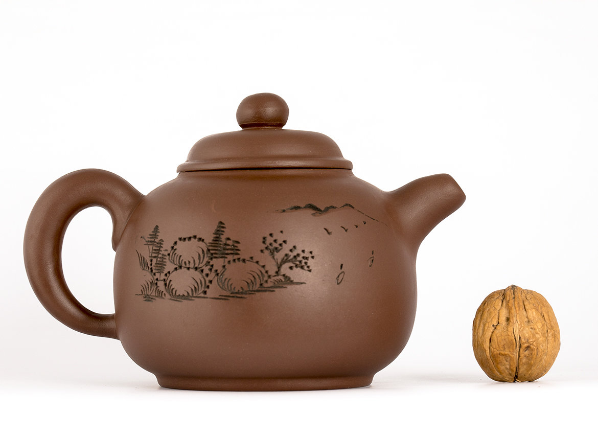 Teapot # 38301, yixing clay, 500 ml.