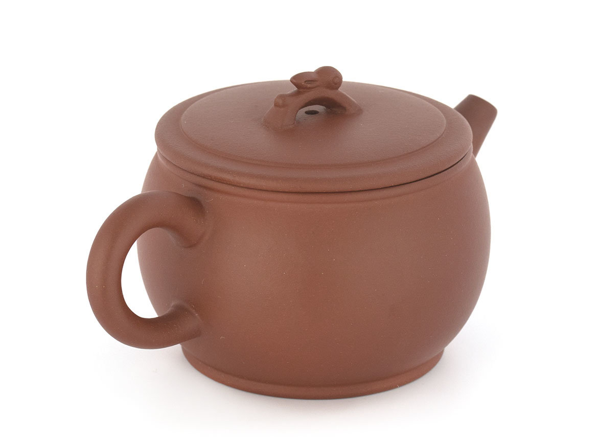 Teapot # 38537, yixing clay, 140 ml.