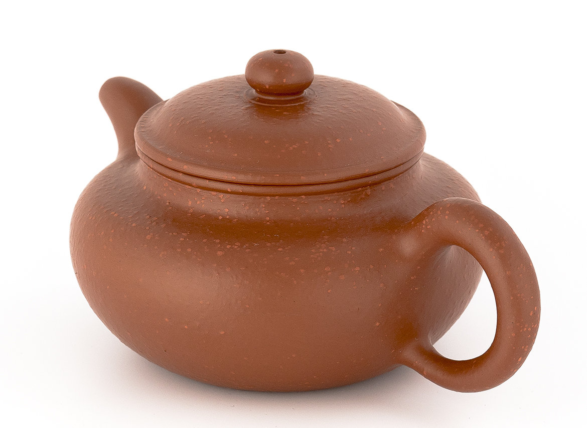 Teapot # 38555, yixing clay, 200 ml.