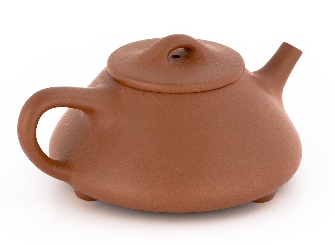 Teapot # 38561, yixing clay, 160 ml.