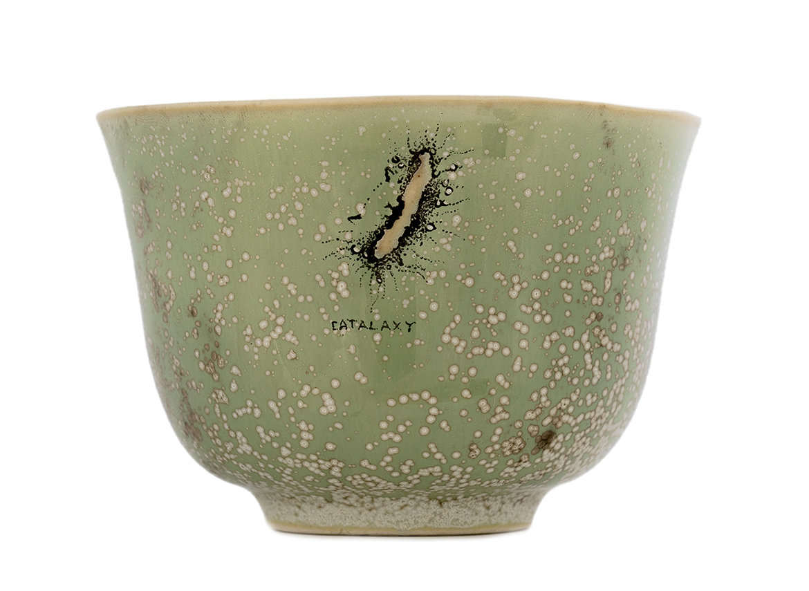 Cup # 40379, ceramic/hand painting, 199 ml.