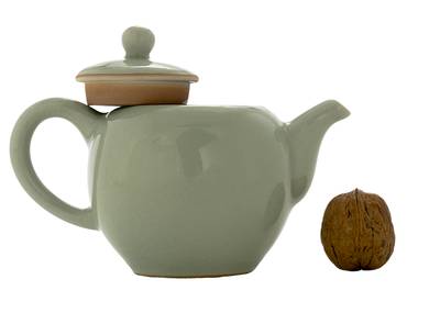 Teapot # 41956, porcelain, 250 ml.
