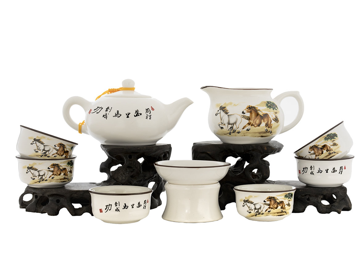 Набор посуды для чайной церемонии из 9 предметов # 41979, фарфор: чайник 200 мл, гундаобэй 200 мл, сито, 6 пиал по 45 мл.