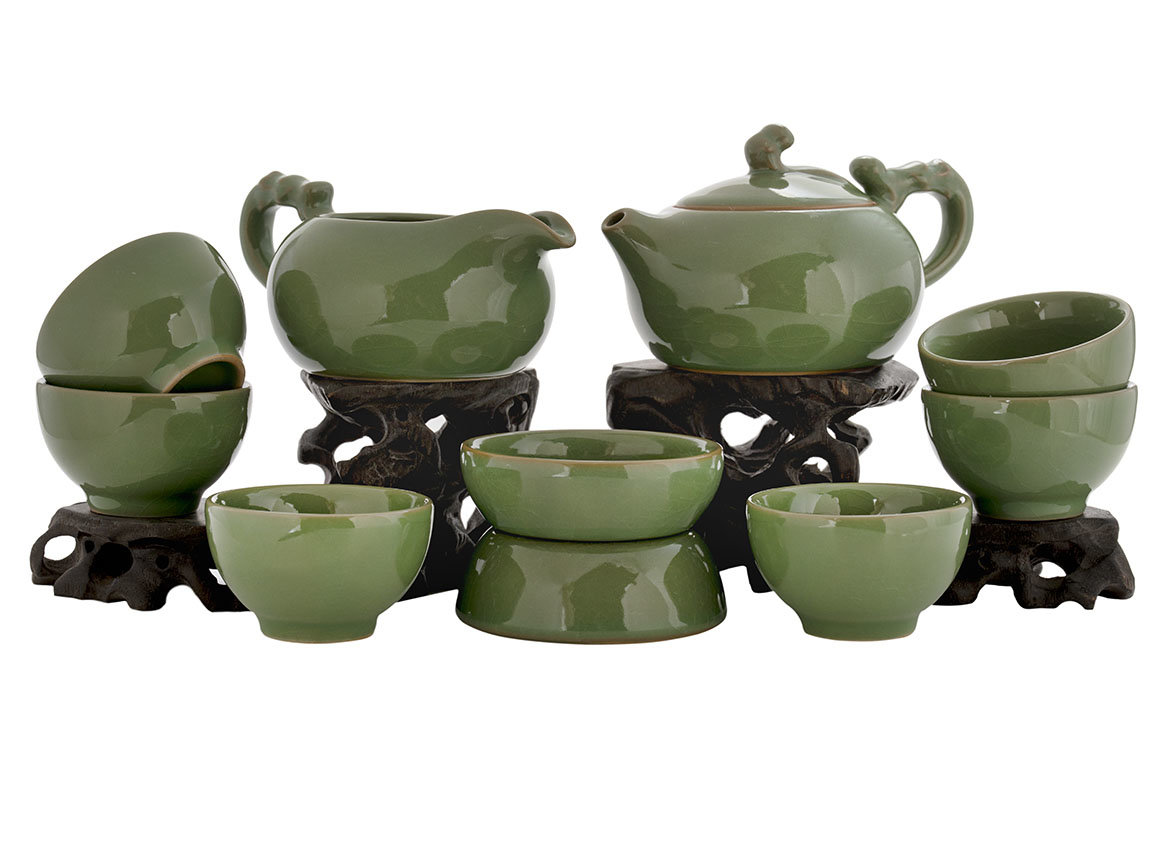 Набор посуды для чайной церемонии из 9 предметов # 41997, фарфор: чайник 200 мл, гундаобэй 200 мл, сито, 6 пиал по 65 мл.