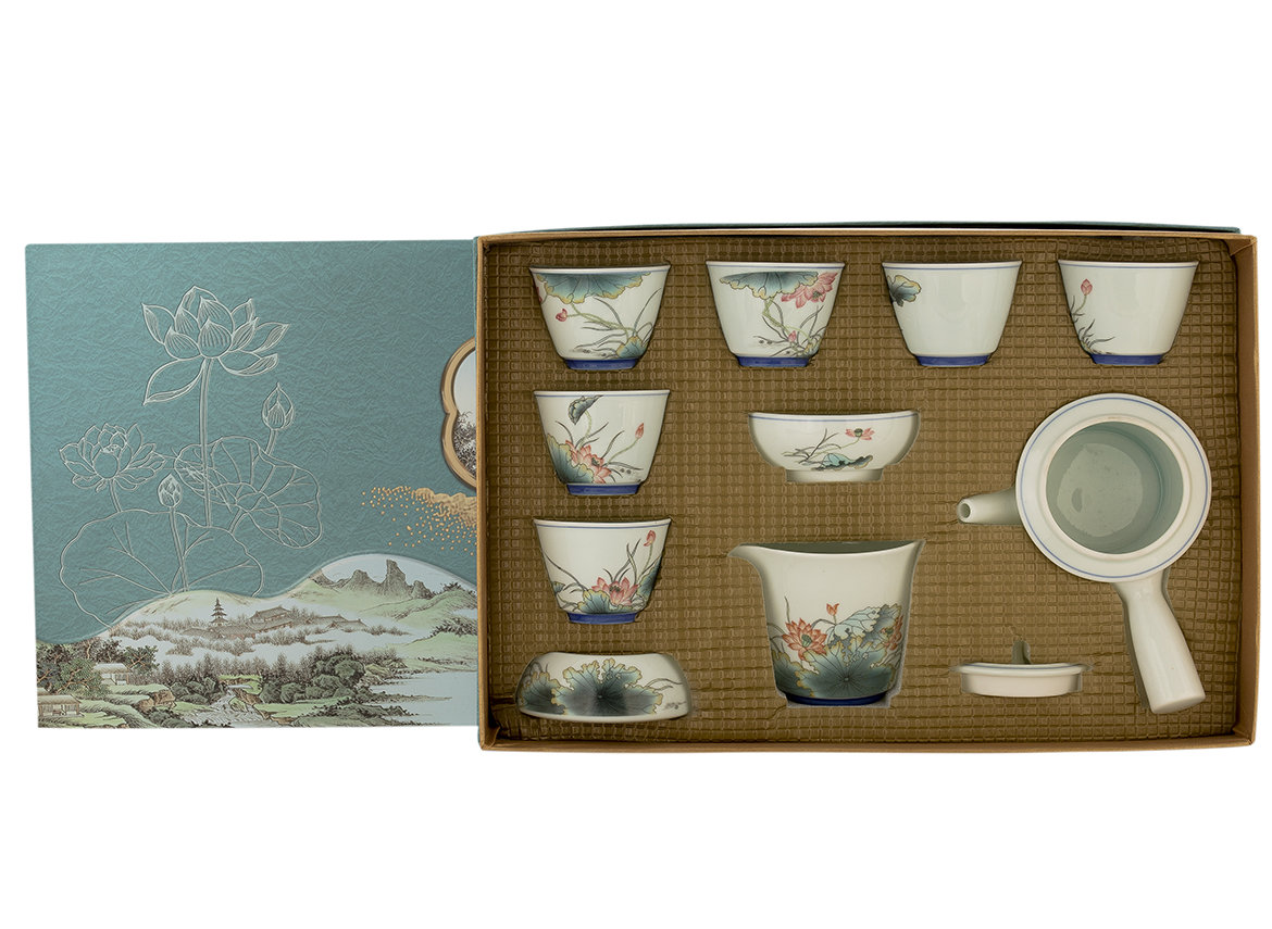 Набор посуды для чайной церемонии из 9 предметов # 42001, фарфор: чайник 190 мл, гундаобэй 200 мл, сито, 6 пиал по 60 мл.