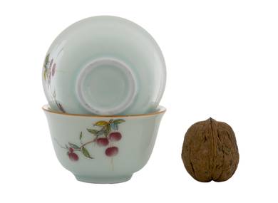 Set for tea ceremony (9 items) # 42018, porcelain: teapot 215 ml, gundaobey 200 ml, teamesh, six cups 56 ml.