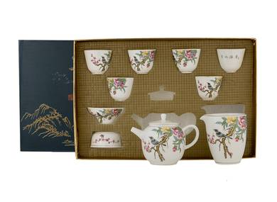 Set for tea ceremony (9 items) # 42033, porcelain: teapot 220 ml, gundaobey 200 ml, teamesh, six cups 52 ml.