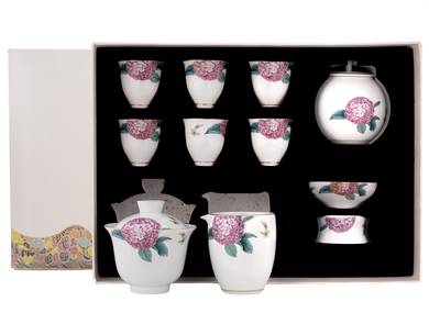 Набор посуды для чайной церемонии из 10 предметов # 42036, фарфор: гайвань 189 мл, гундаобэй 200 мл, сито, 6 пиал по 50 мл, чайница