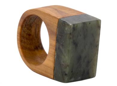 Кольцо перстень # 44011 рябинасаянский галечный нефрит