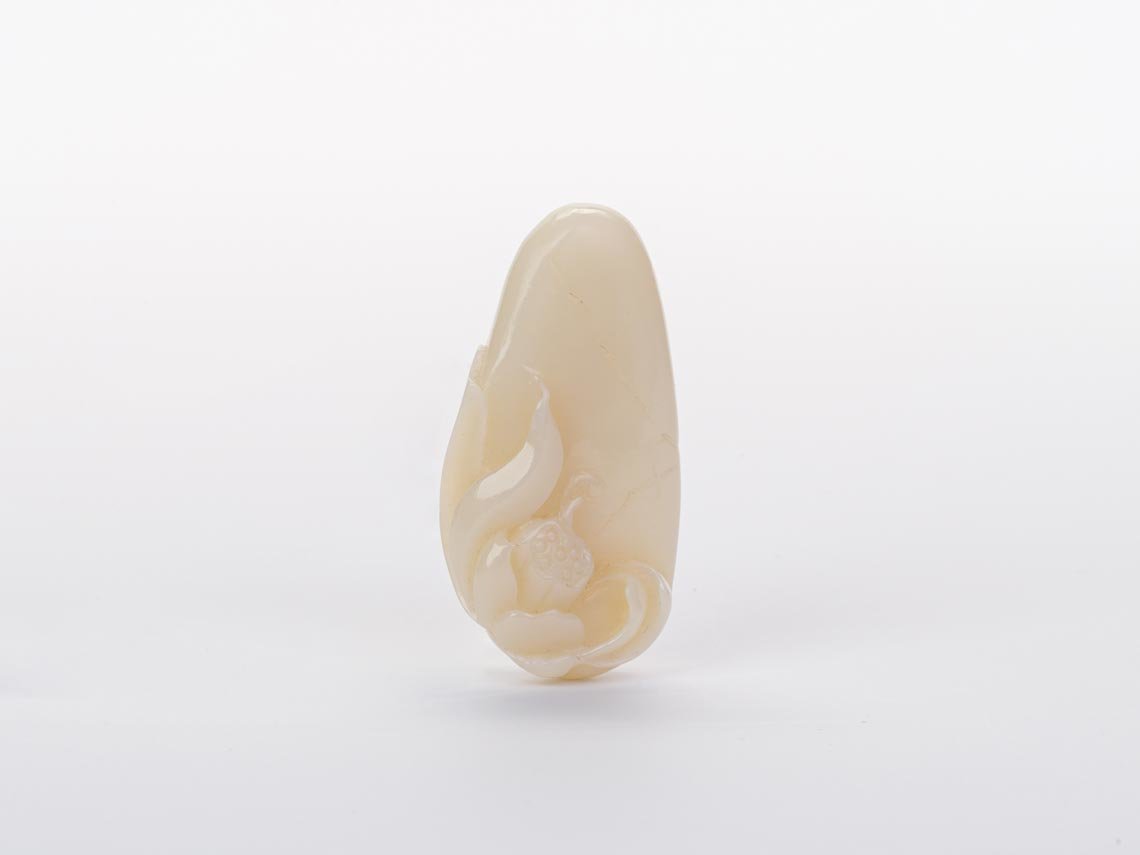 Фигурка "Лотос" # 46156, белый нефрит