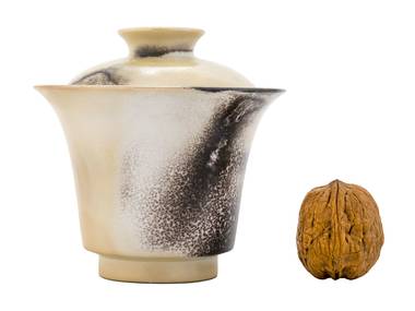 Gaiwan # 47390, Jingdezhen porcelain, hand painting, 100 ml.