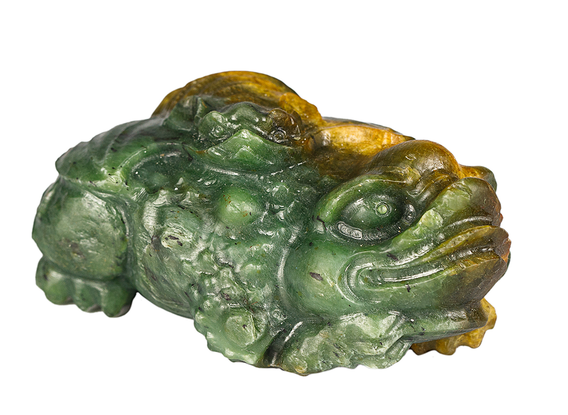 Украшение (фигурка Жаба) из а # 51997, нефрит