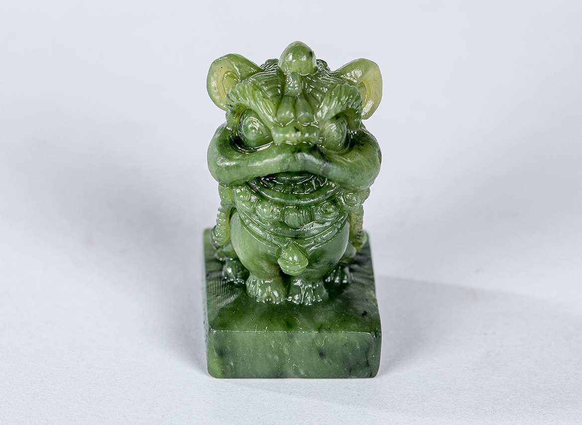 Фигурка # 52745, нефрит
